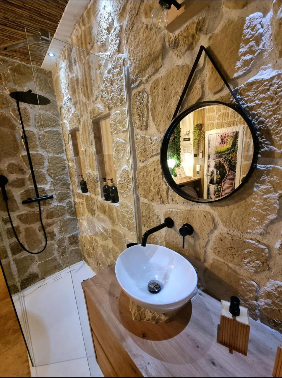 Les Spas de la mer, Suite & Spa, Love room, Plein Cœur du Grau - 5