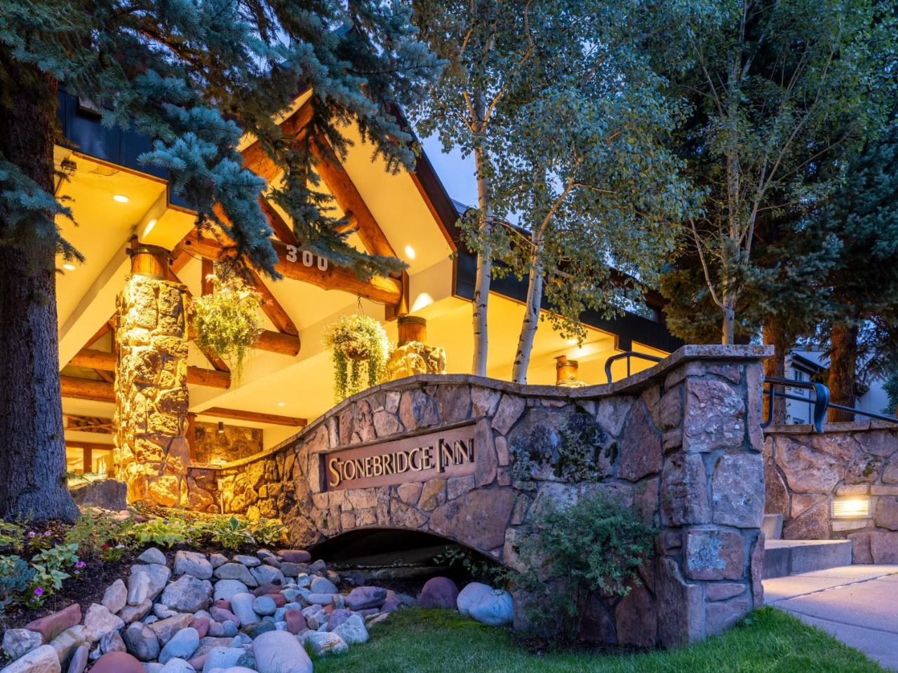 Photo - Stonebridge Inn