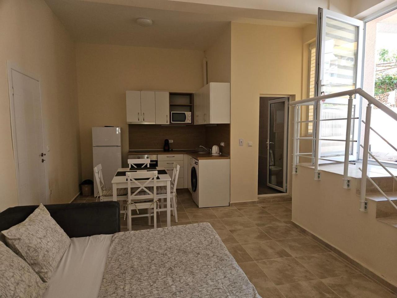 Апартаменти Кастро2-Castro Apartments2 - 3