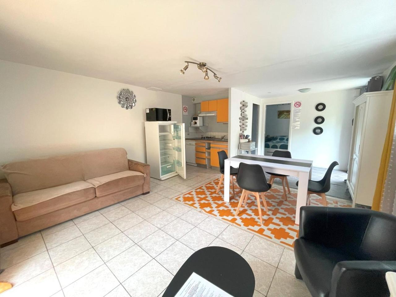 Appartement avec terrasse dans un parc privé - 3