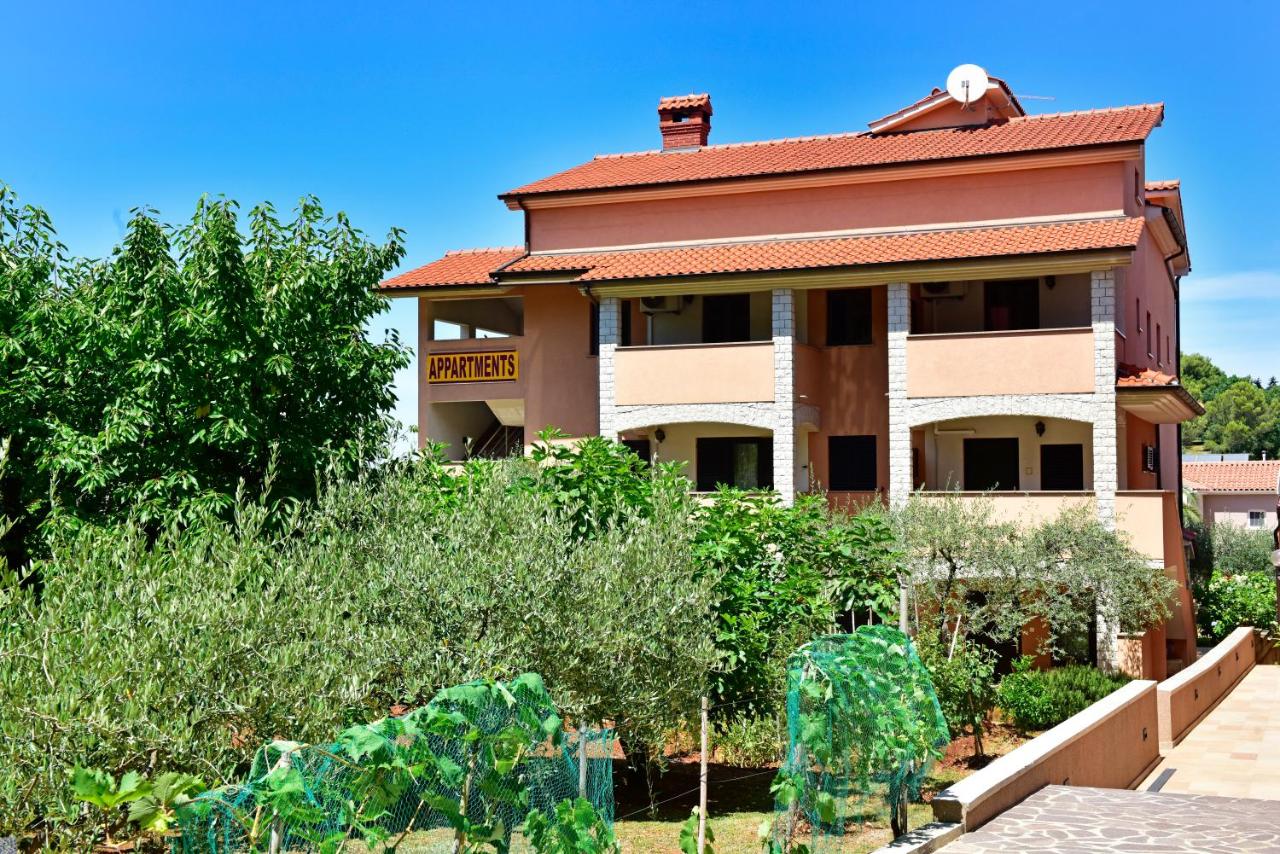 Calmaria Studio Apartments - 6