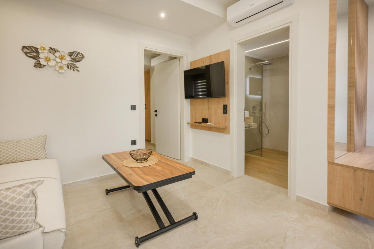 Anesis Apartments - 5