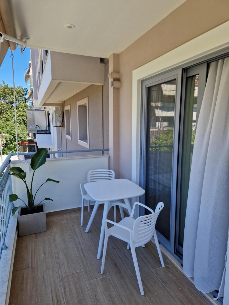 CELENI APARTMENTS - 6