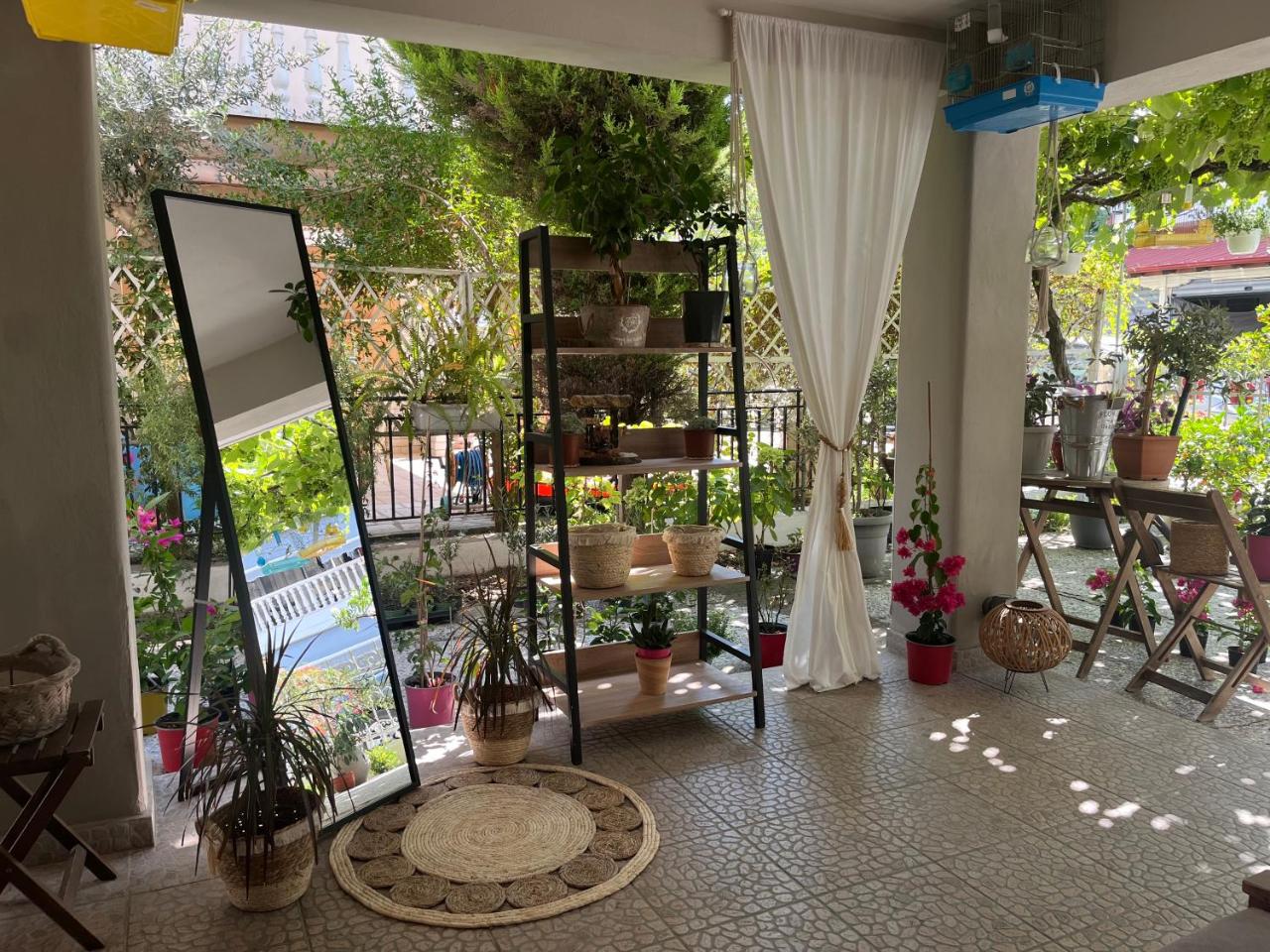 Nopi Rooms - 2