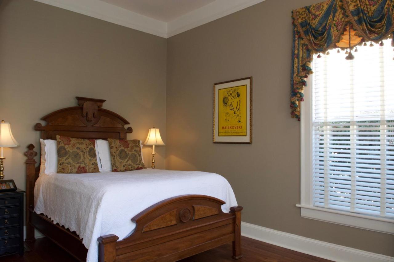 Bluff View Inn photo 4