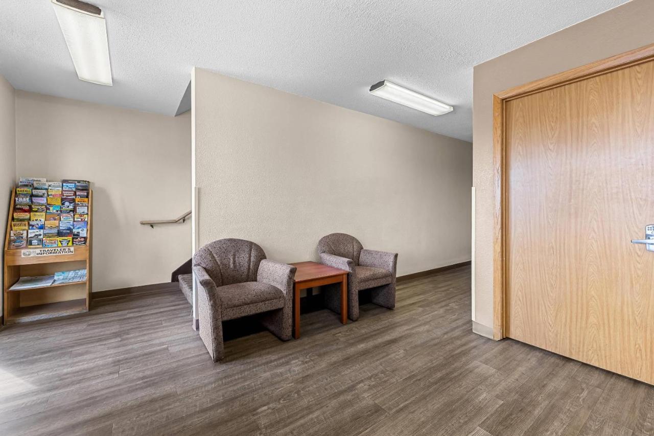 Photo - Rodeway Inn Rapid City North