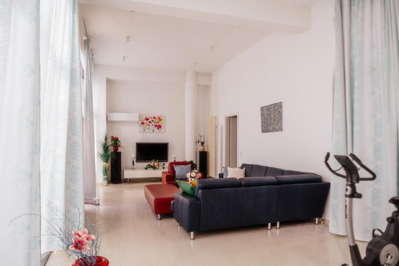 Villeni Panorama Apartment Oktonia - 2