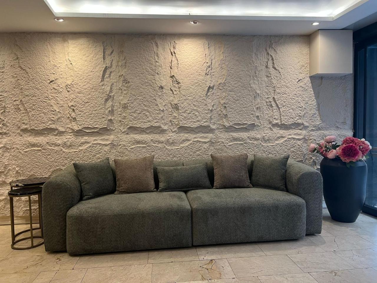 Photo - Flower Palace Hotel