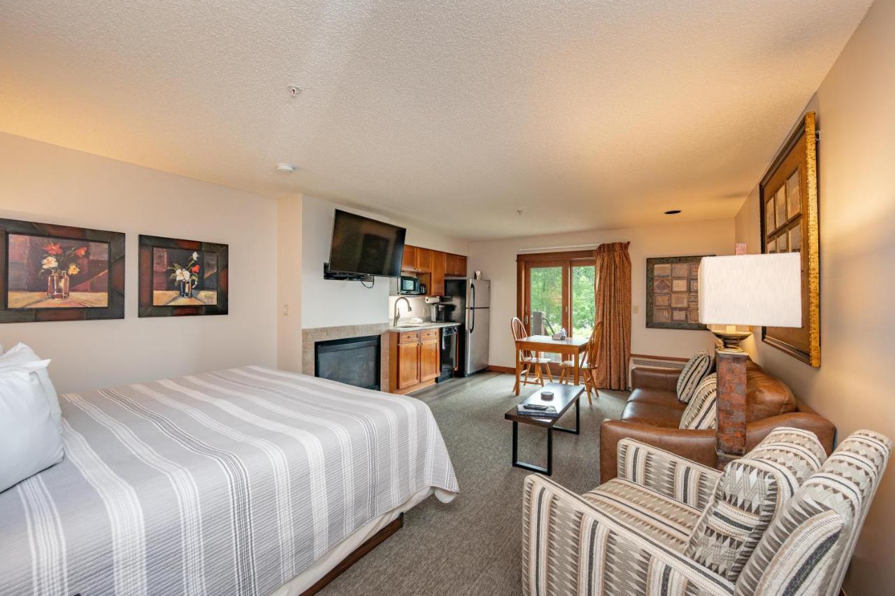 A123 Studio Lake View - 2