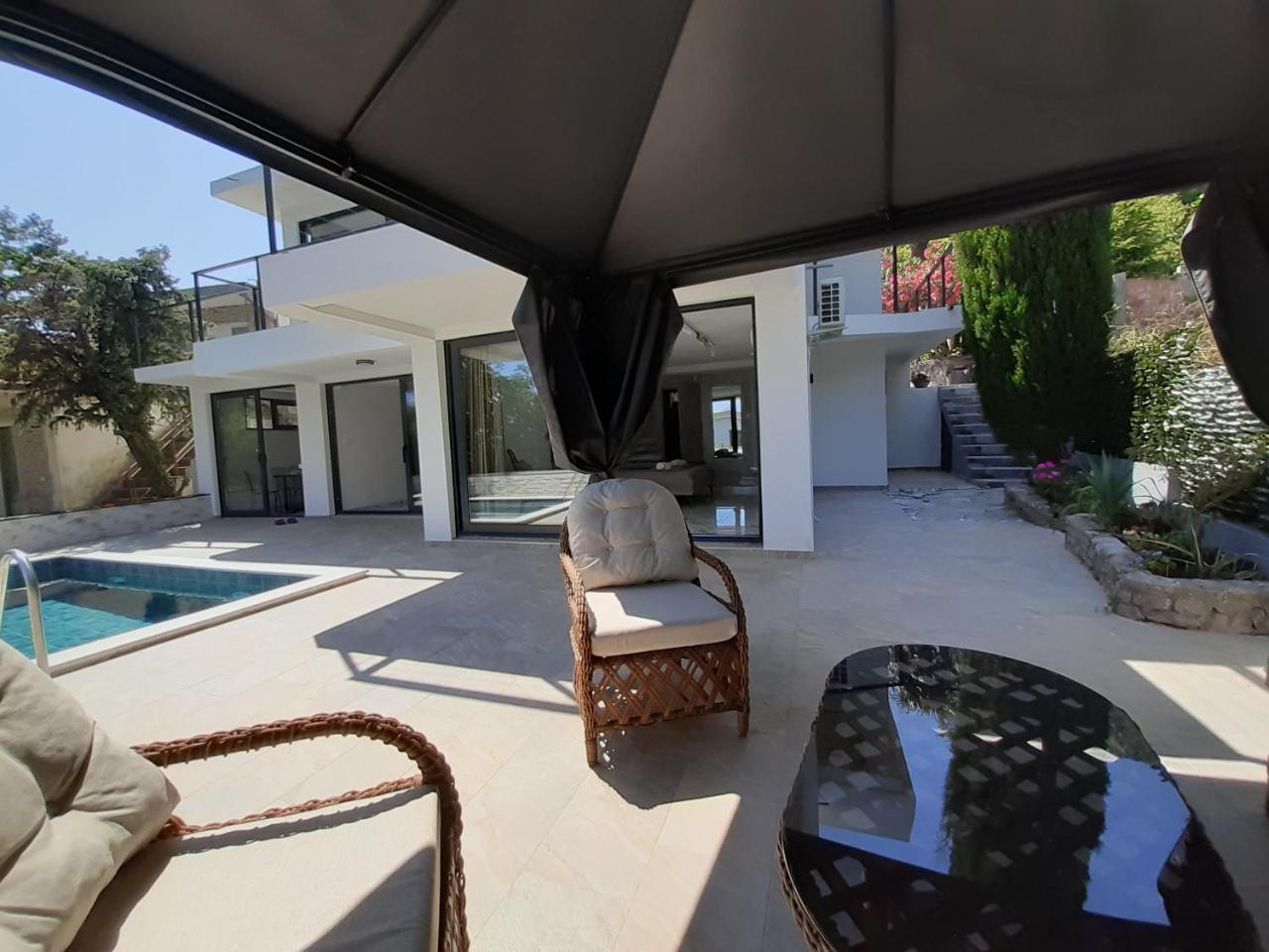Villa vista mare - 2