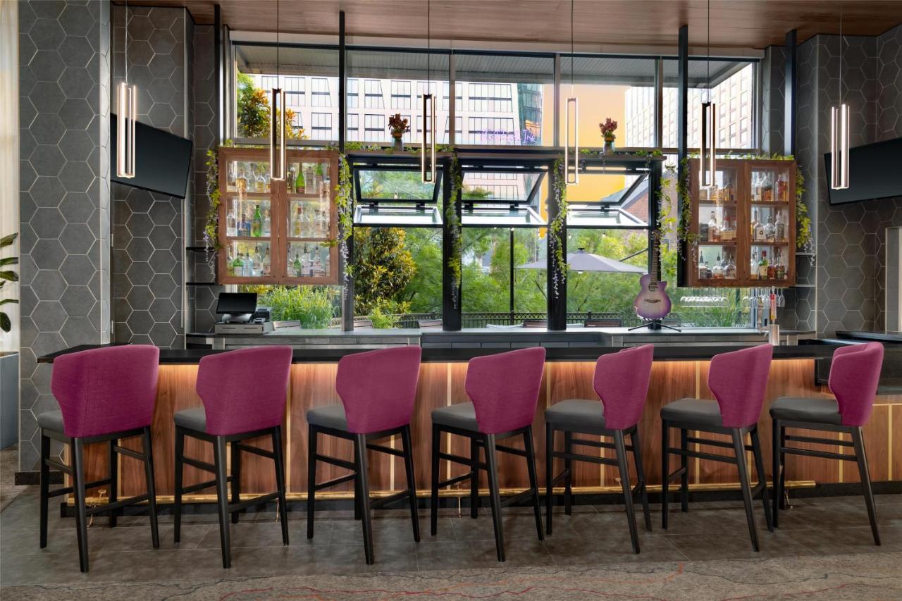 Hilton Garden Inn Nashville Downtown/Convention Center photo 4
