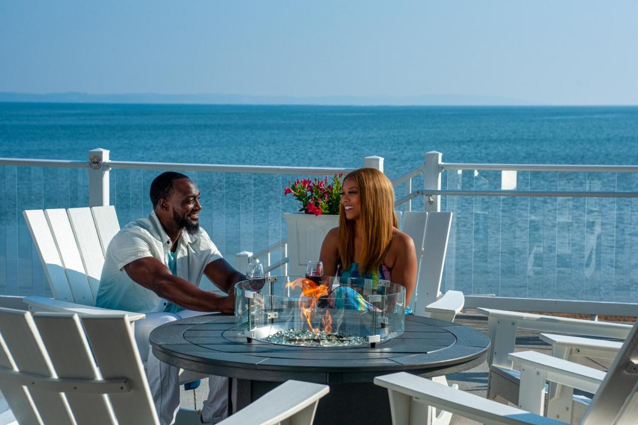 The Baywatch Resort - 5