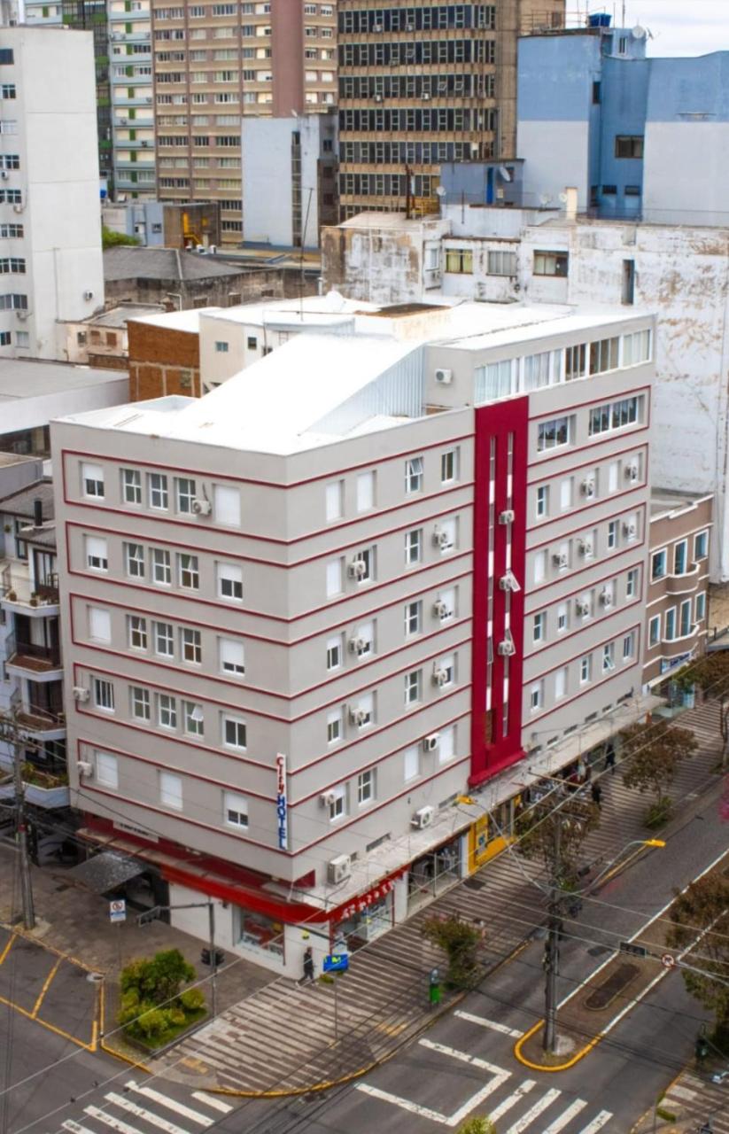 City Hotel
