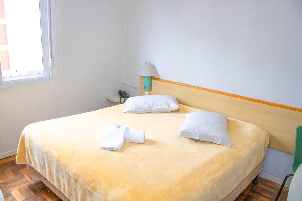 City Hotel photo 4