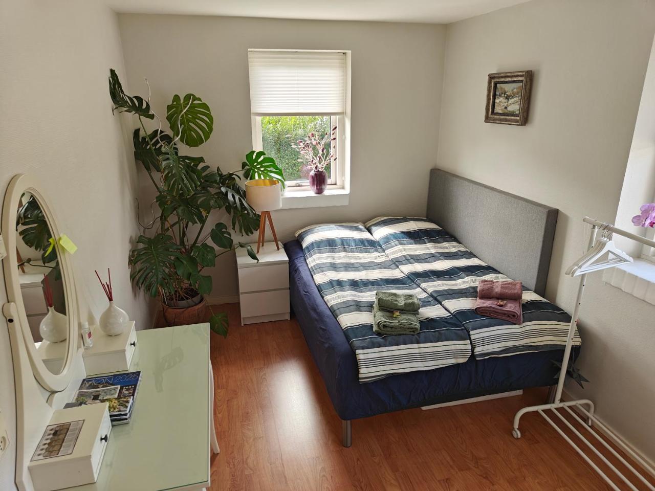 Charming ROOM in a Cozy Home in Stege - 3