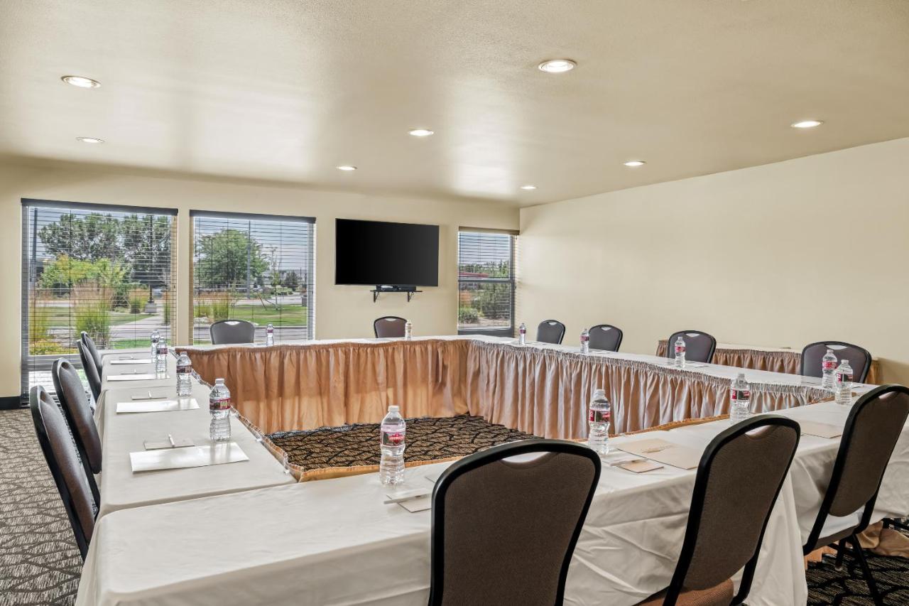 Ledgestone Suites Hotel Vernal photo 3