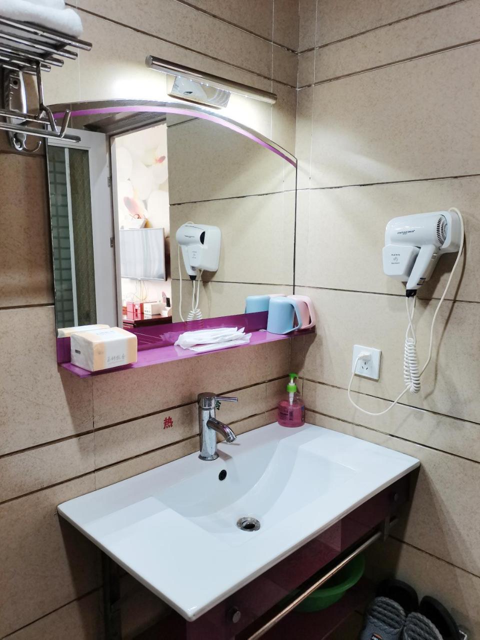 Emeishan Moon Bay Hotel photo 4