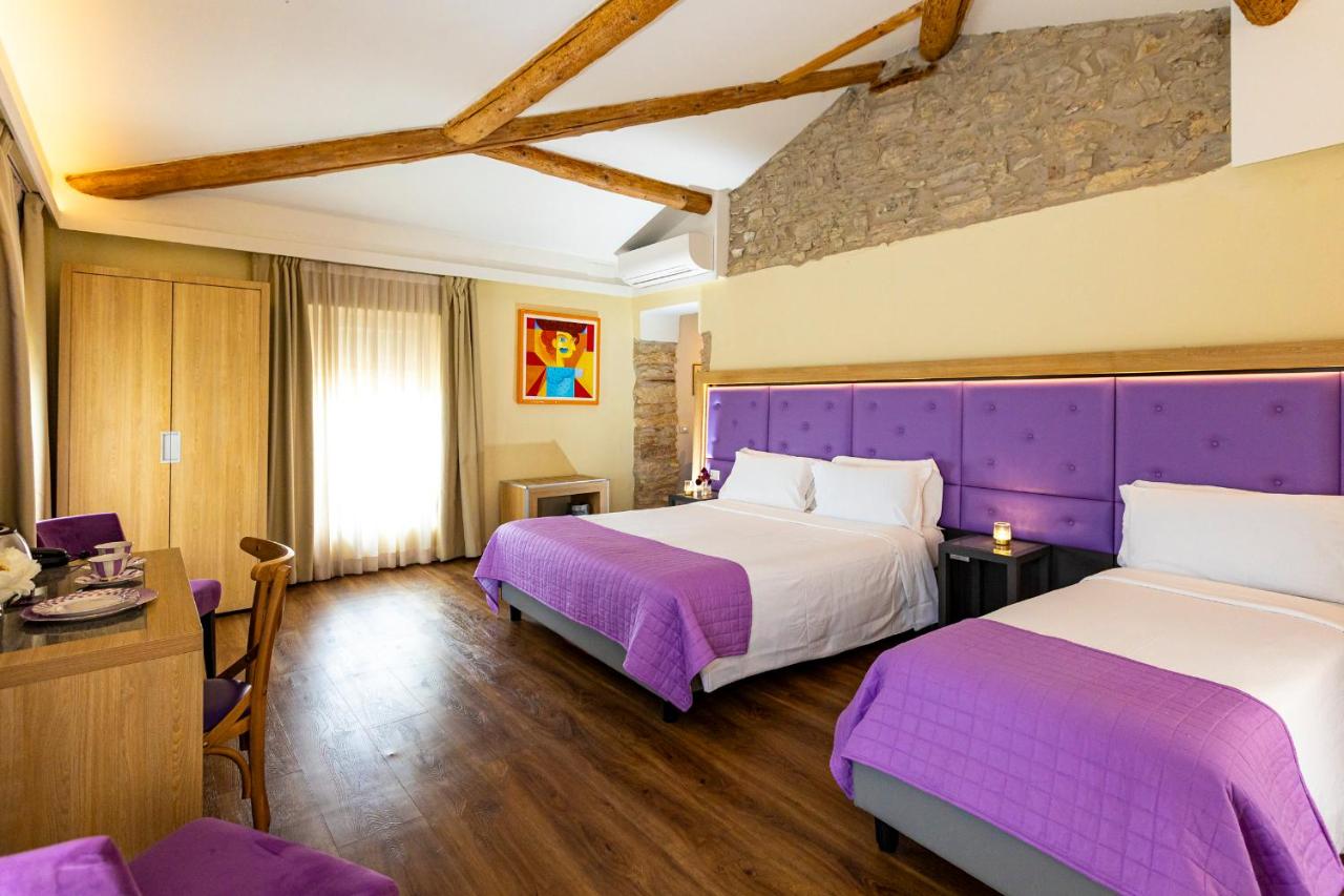 Hotel Corona - 3