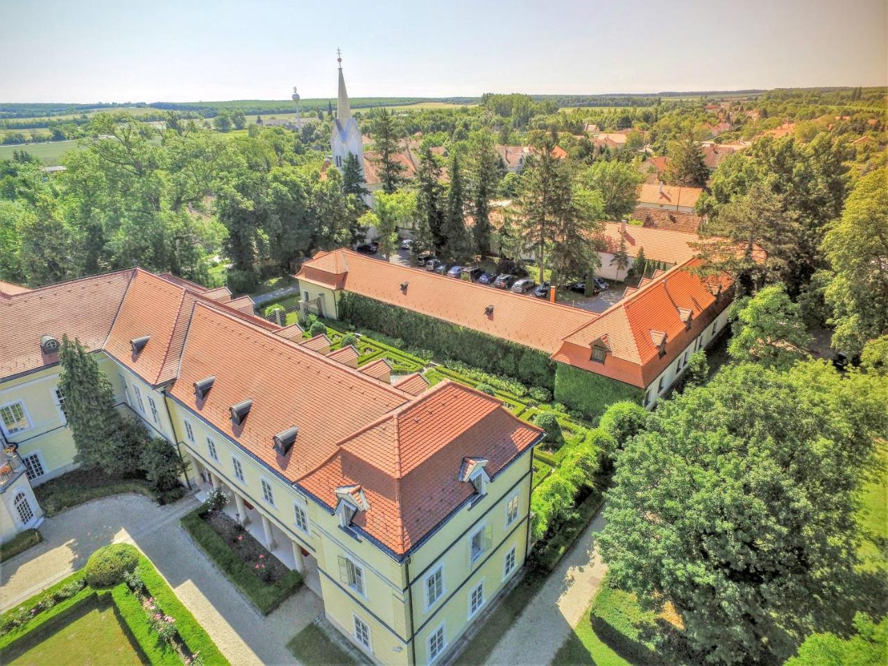 Szidónia Castle - 6