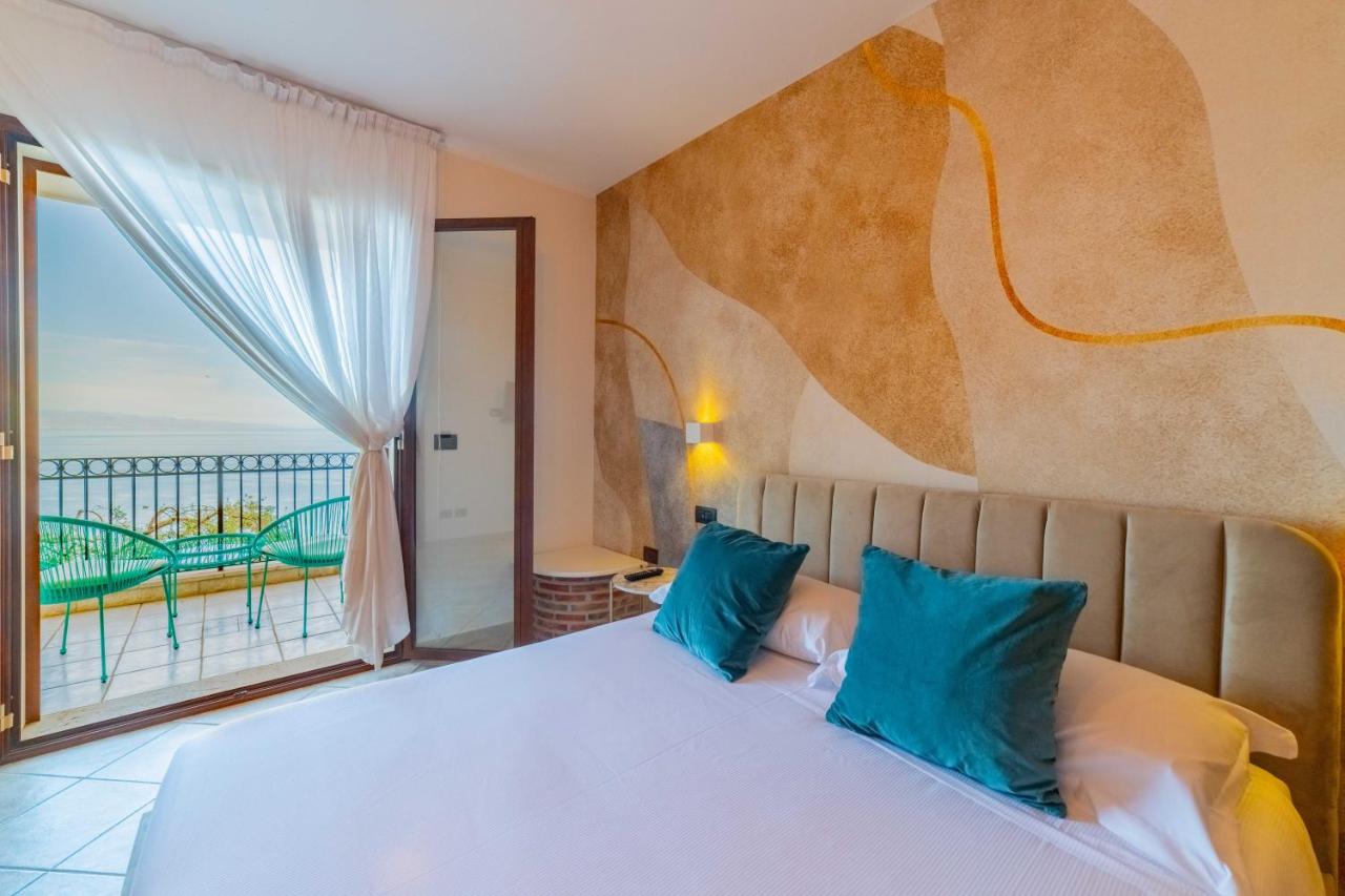 Taormina Sea View Apartment - 2