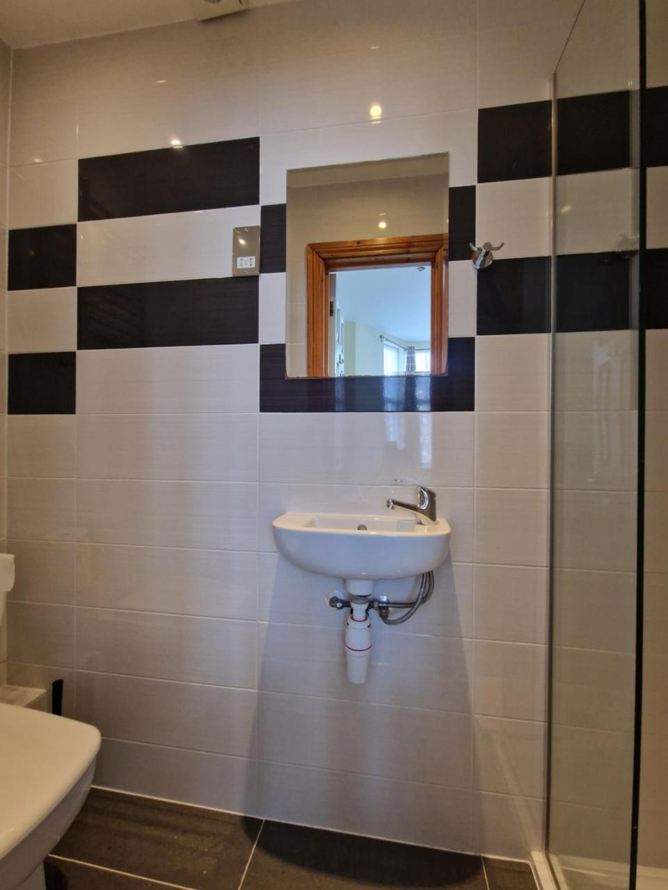 Hotel 65 photo 4
