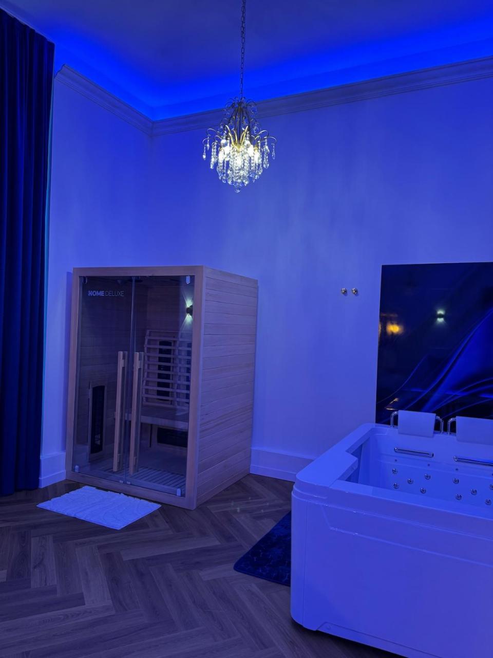 Suite EVASIO, au pied du château fort, parking privé - 4