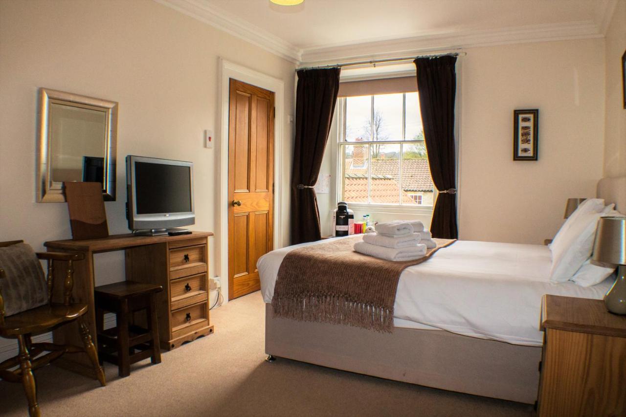 The Royal Oak Hotel photo 2
