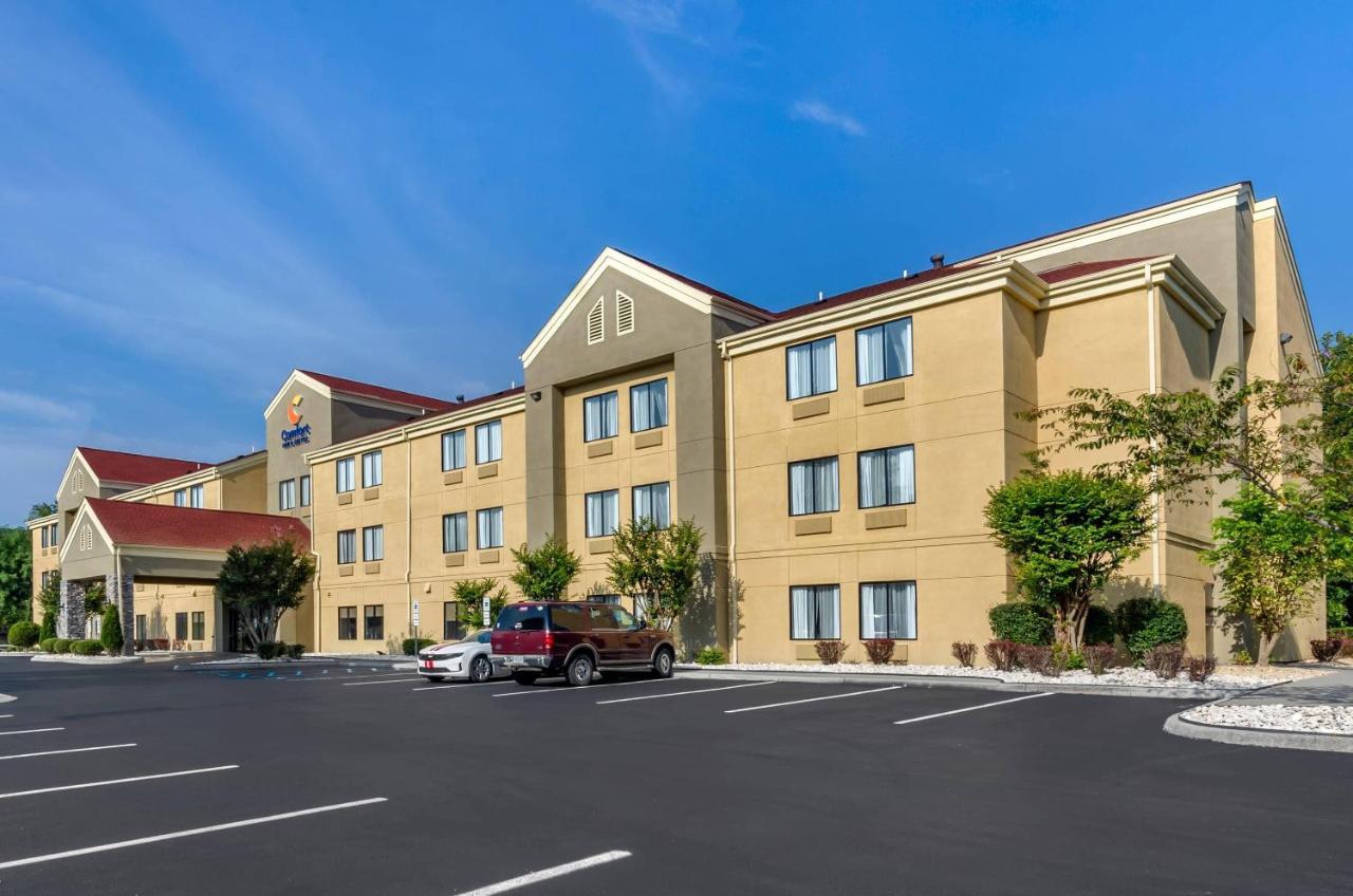 Comfort Inn & Suites Troutville - Roanoke North photo 4