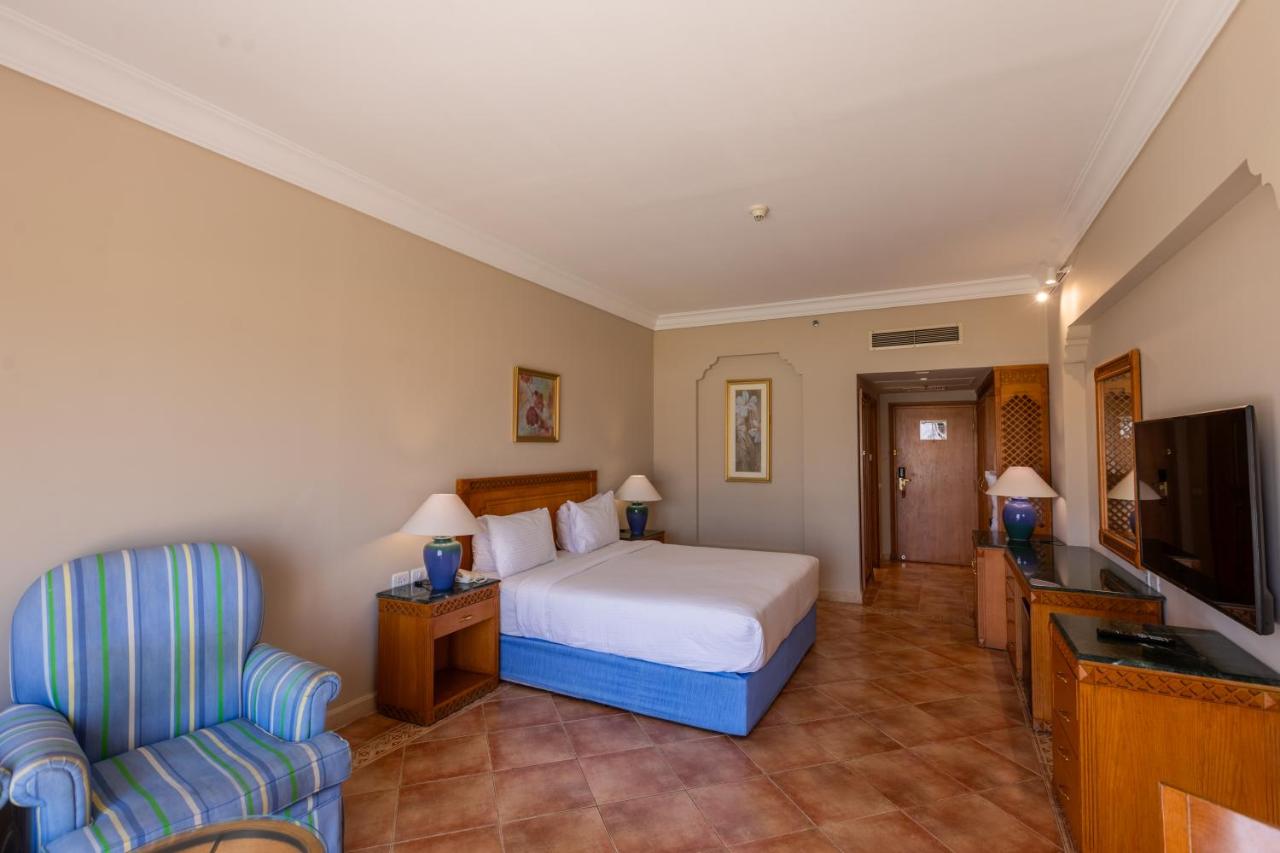 Old Palace Resort Sahl Hasheesh photo 2