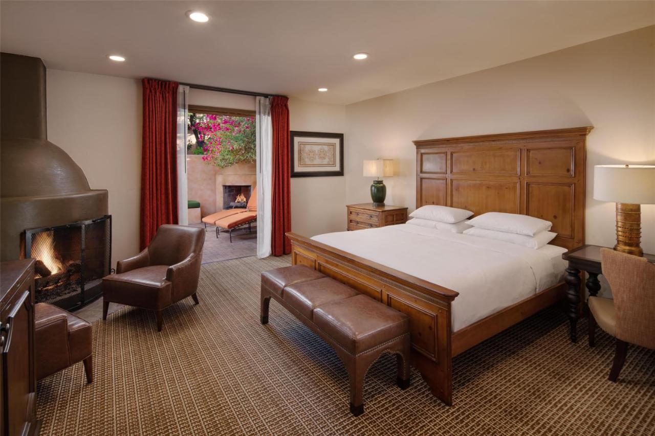 Royal Palms Resort And Spa photo 2