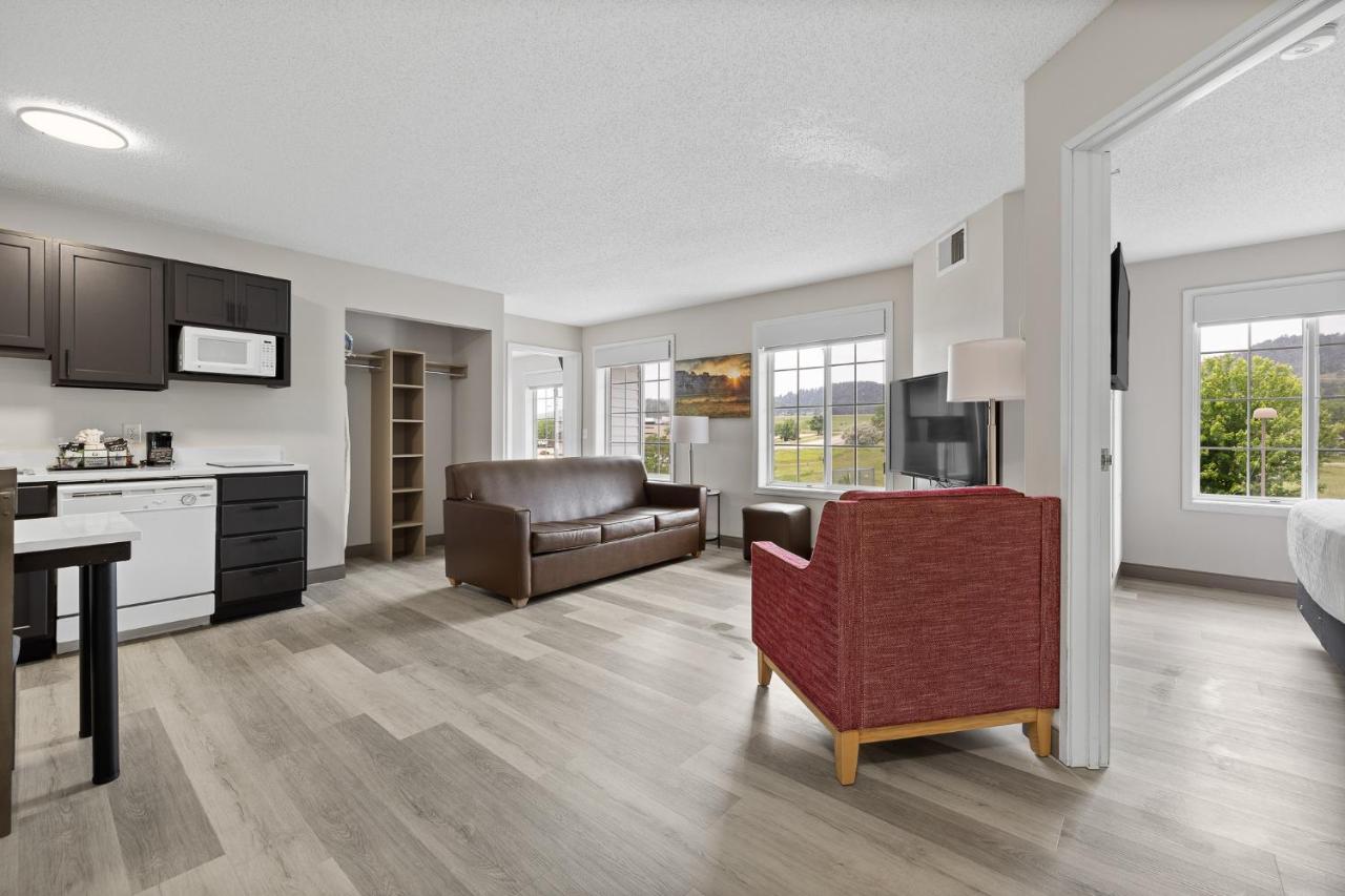 GrandStay Residential Suites Rapid City photo 2