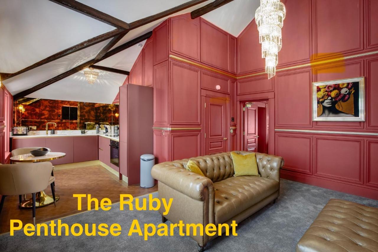 Swish Luxury Holiday Apartments 2 - 5