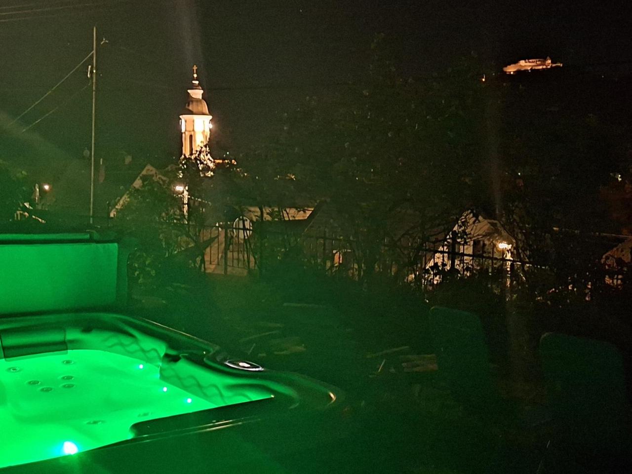 V4 Kilátóterasz Apartmanok Emelet - 4