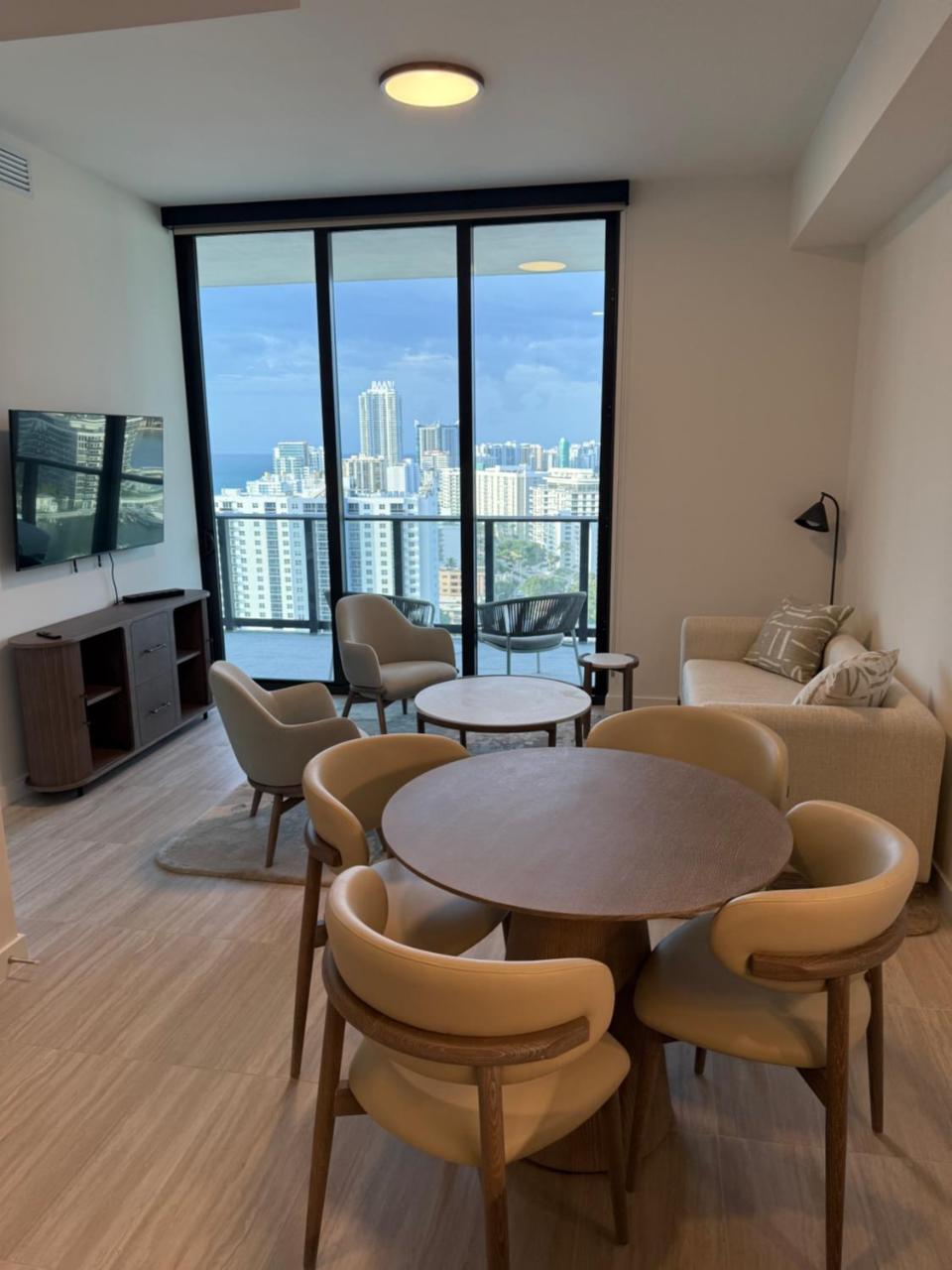 New 1Bed 1 bath Ocean view - 5