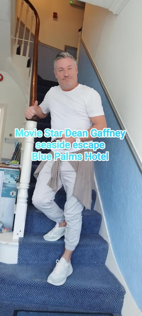Blue Palms - 3