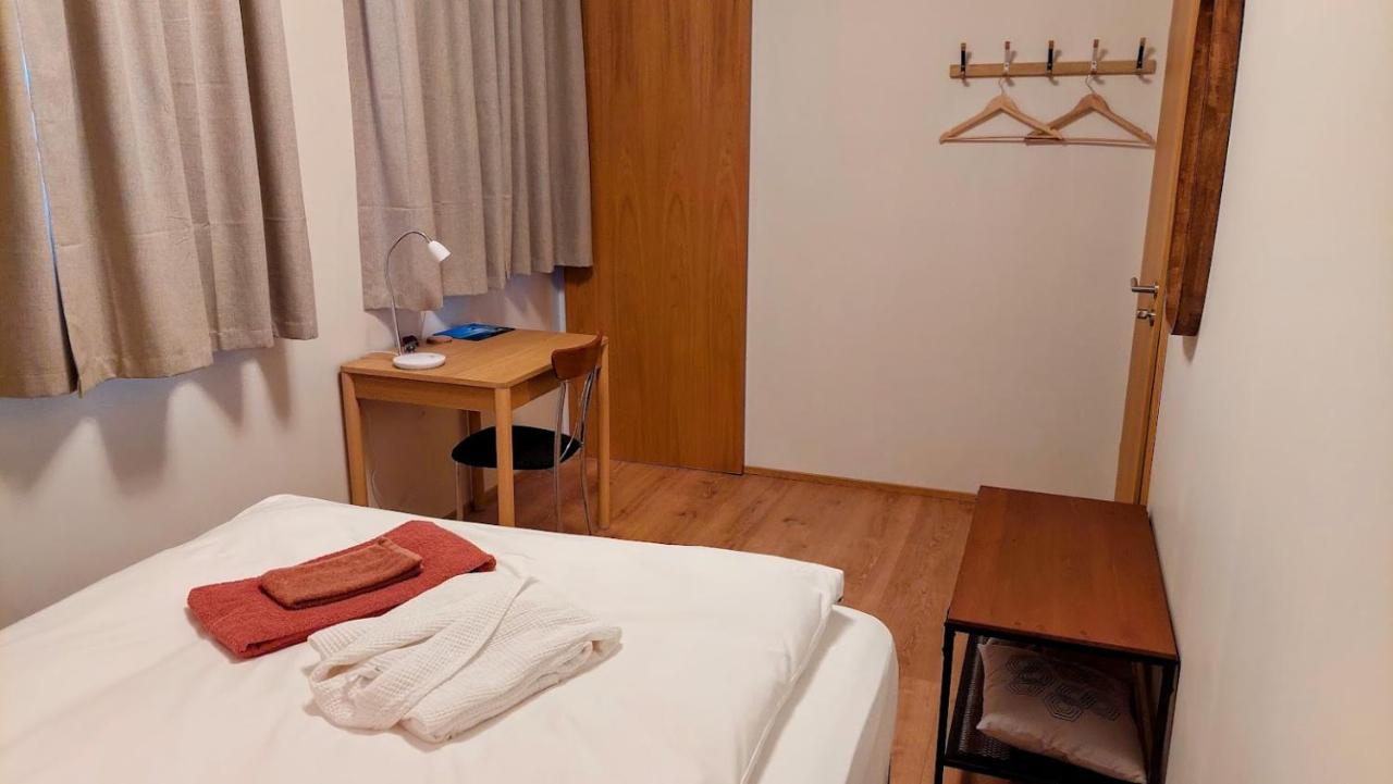 Túnfífill Guesthouse - Deluxe villa - free hot tub and sauna, cozy and quiet - 3