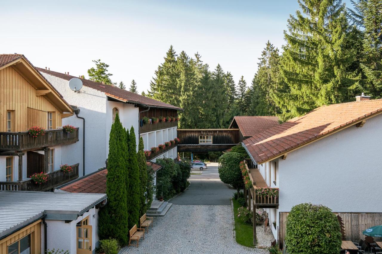 Landhotel Tannenhof photo 3