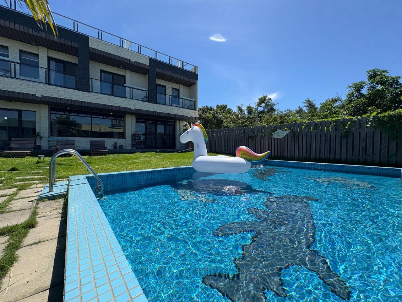 Siao Hai Zih Guest House photo 4
