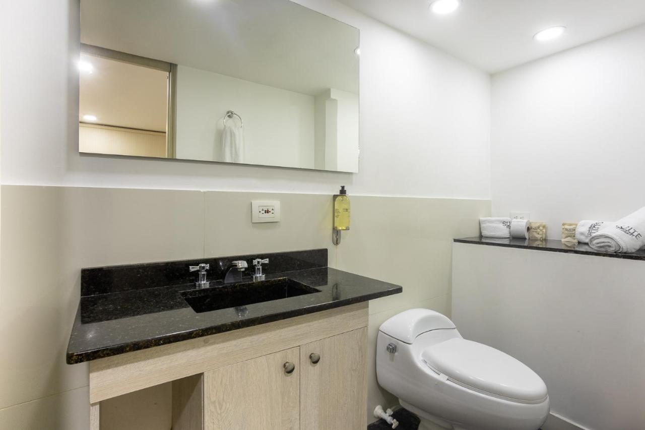 Hotel Suite Comfort photo 2
