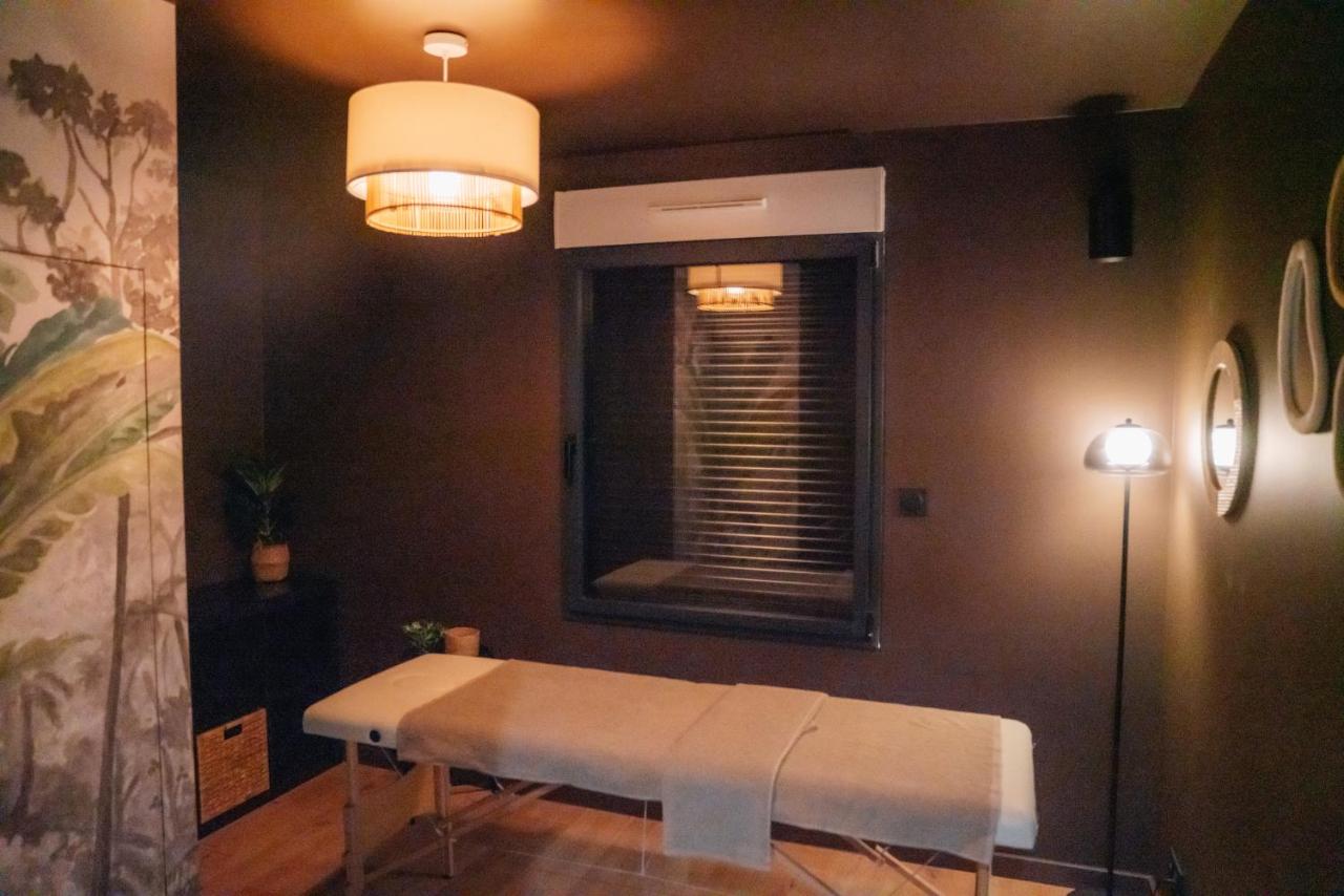 Proche de Rennes, La luxueuse Suite Joséphine, jacuzzi privatif et bien être - 5