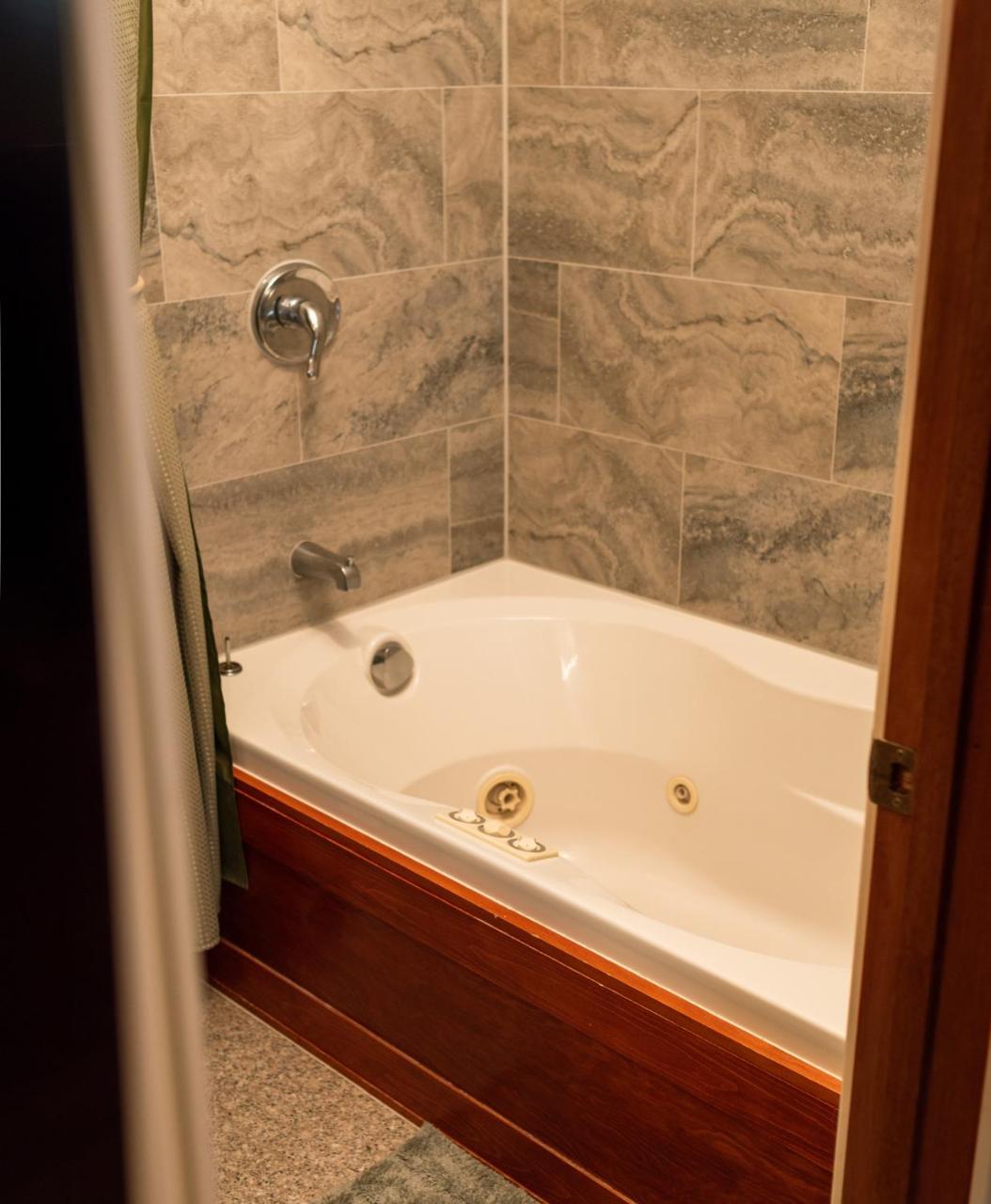Blue Mountain Bed and Breakfast photo 4