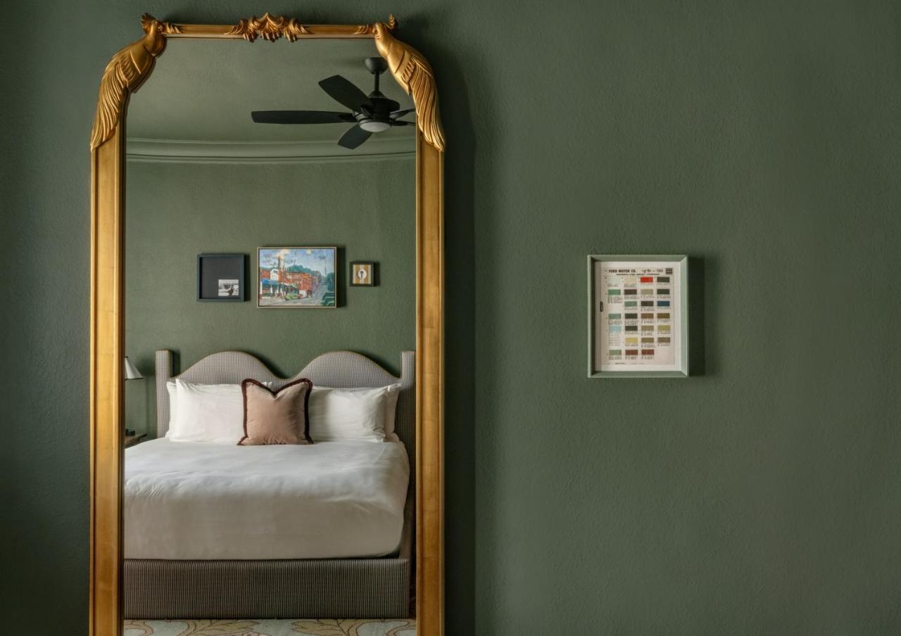 MarQueen Hotel - NEWLY RENOVATED - 5