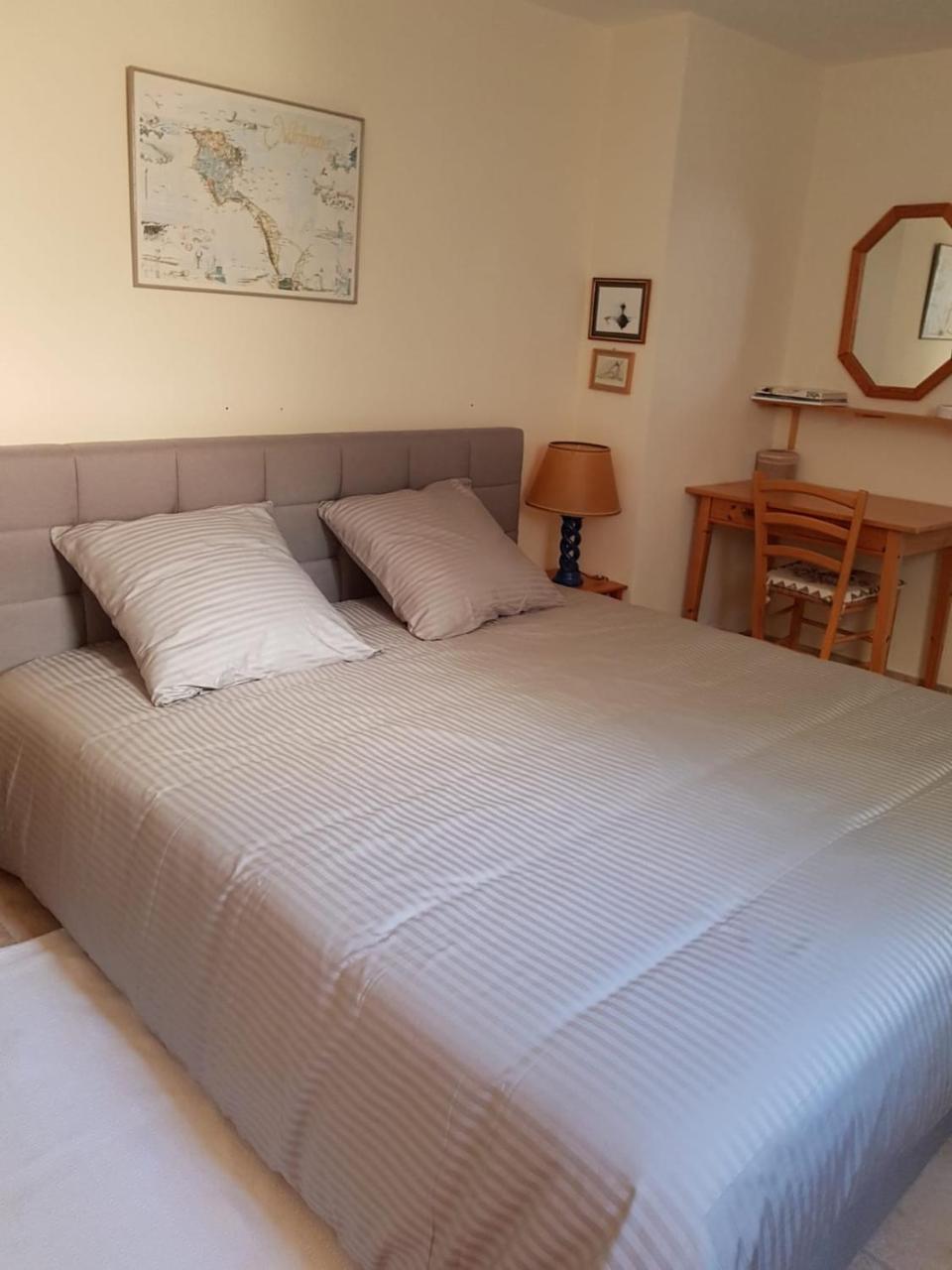 Splendide villa vue mer a Valcros - 6