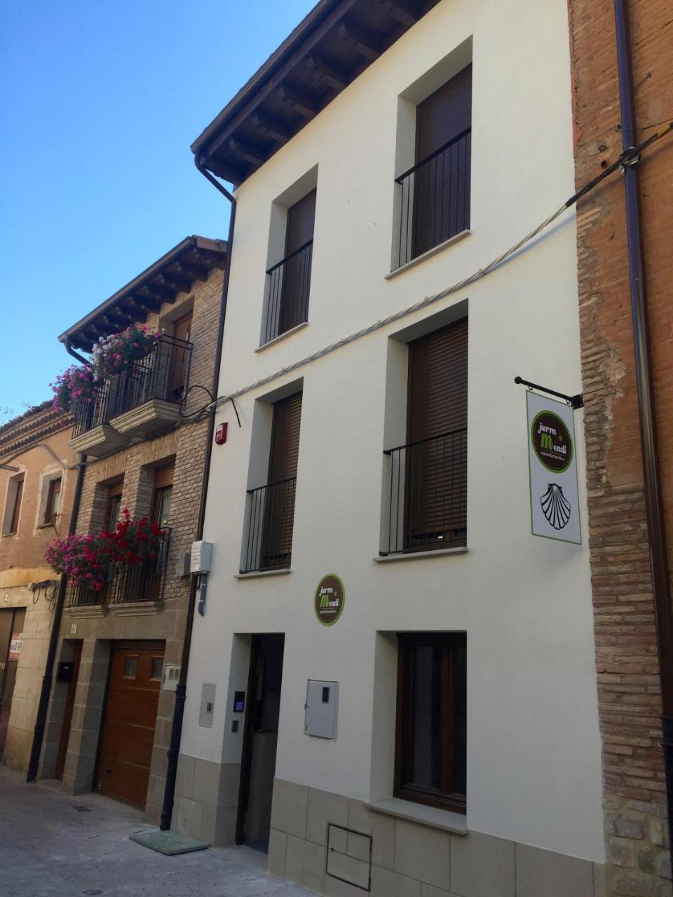 Apartamentos Jurramendi - Los Arcos