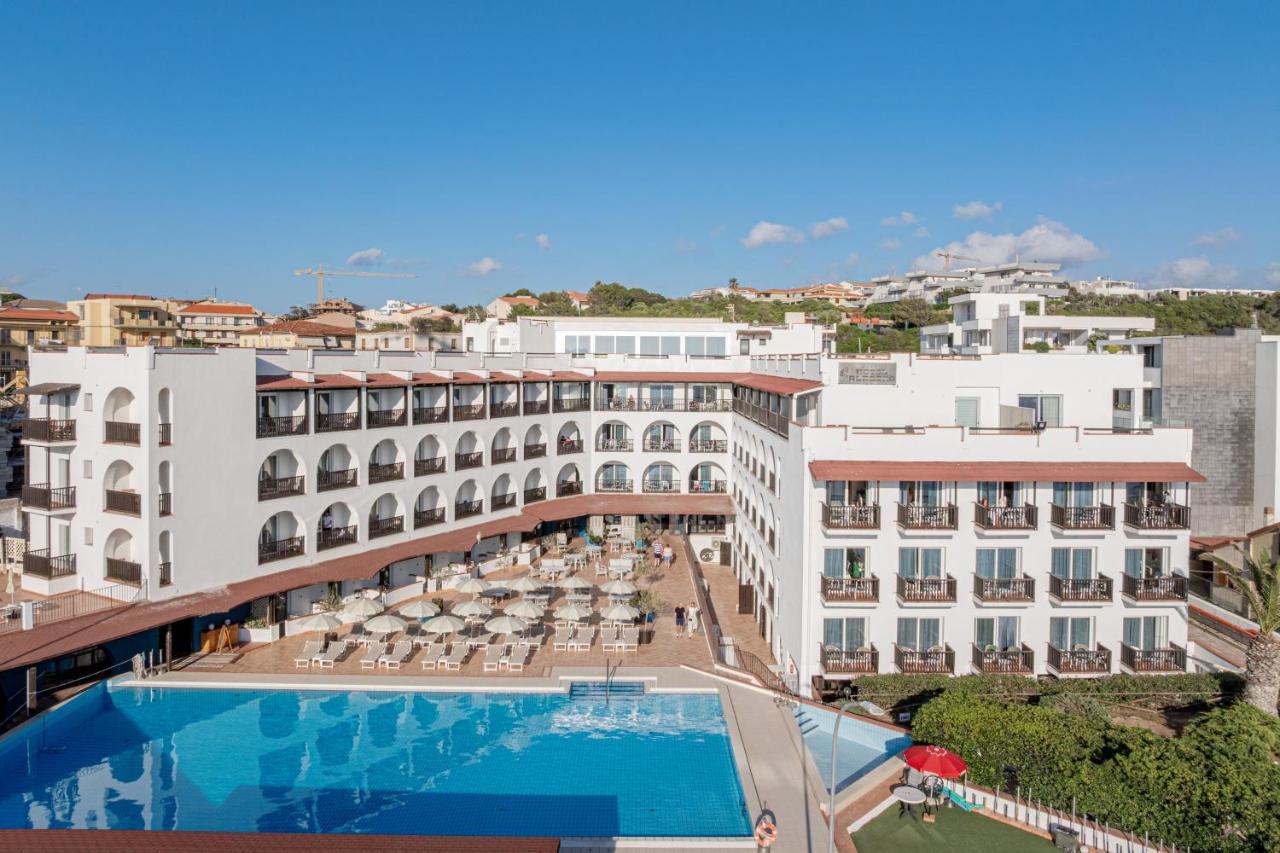 Hotel Calabona - 4