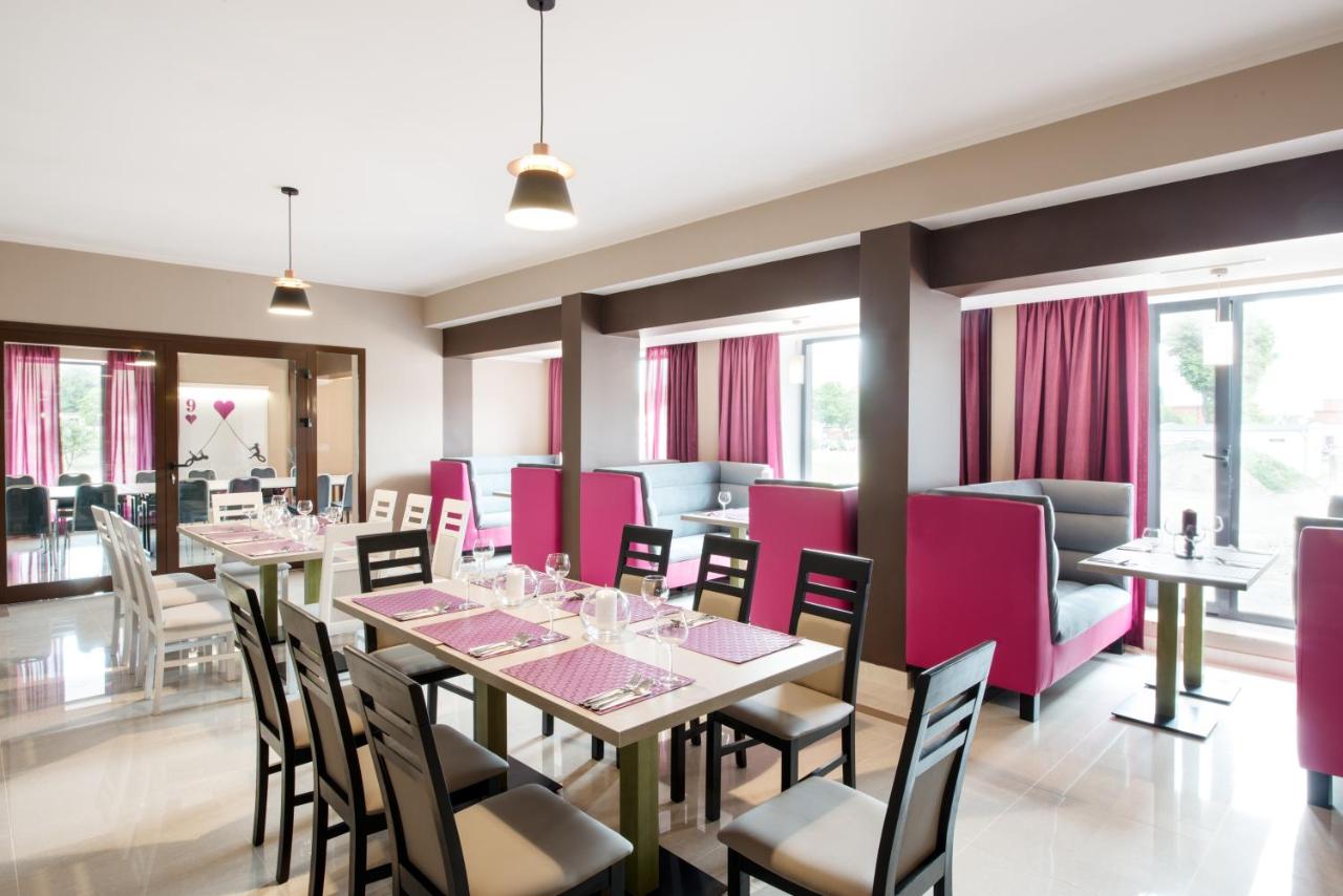 Ibis Styles Gniezno Stare Miasto photo 3