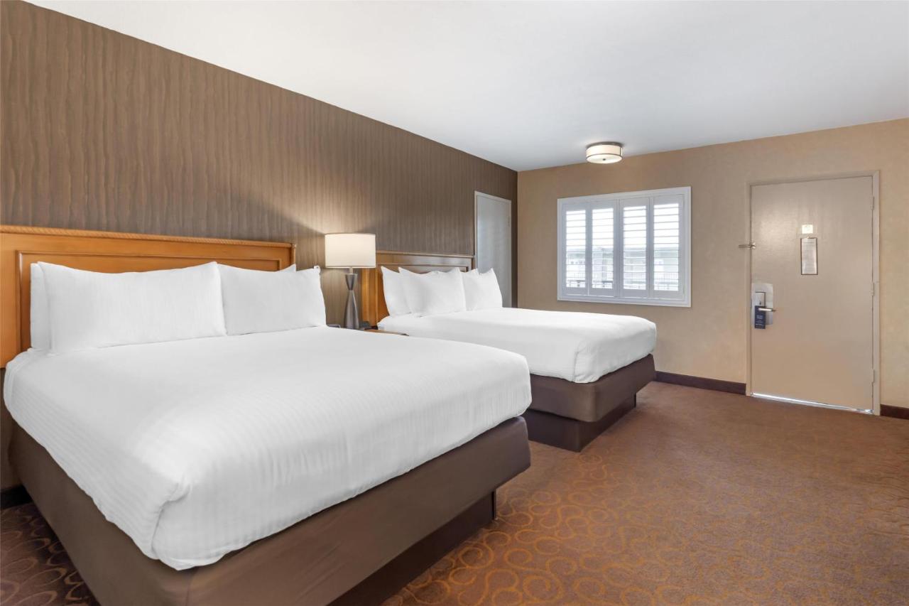 Best Western Plus Pavilions photo 4