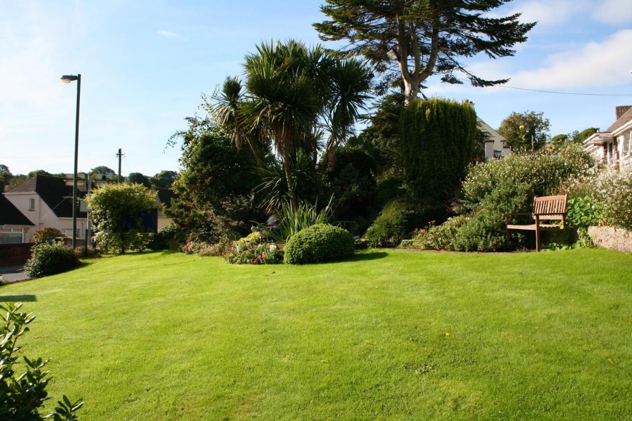 Churston Way Lodge Guest House - 4