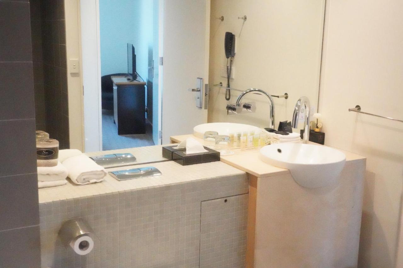 Golden Pebble Hotel photo 2