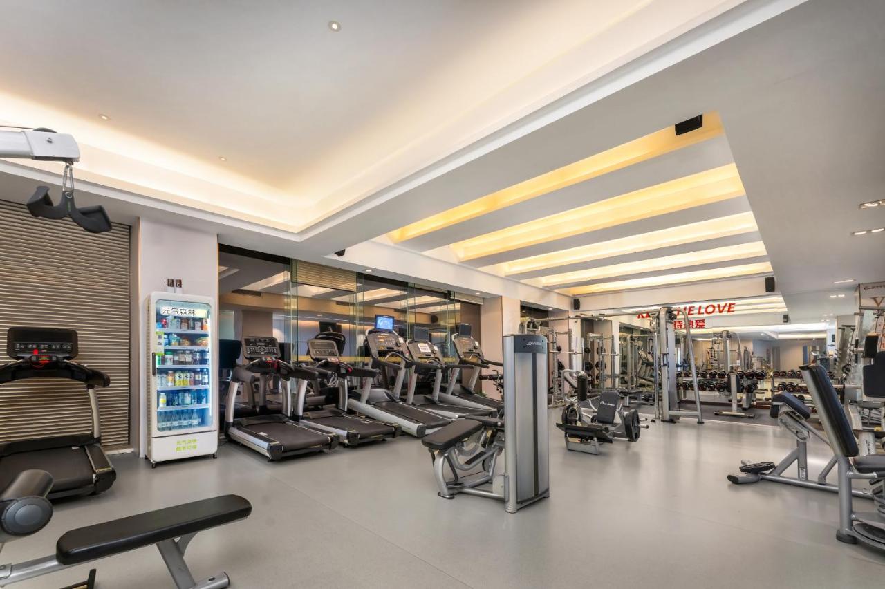 Grand Skylight International Hotel Shenzhen Guanlan, Near Metro Station, Huawei, Foxcnn, Shenzhen North Railway